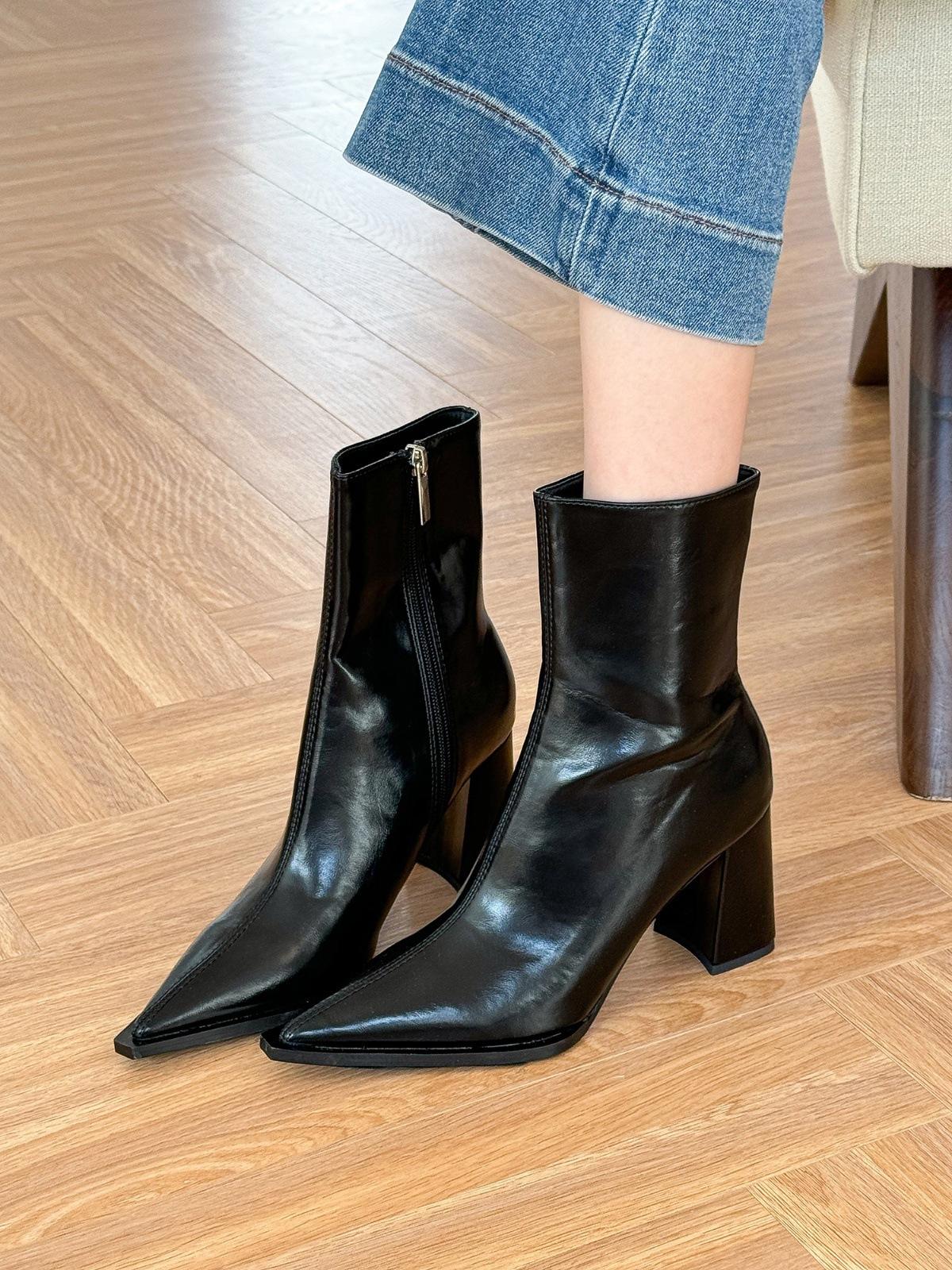 

Retro brown! Pointed thick heel short boots women s 2024 summer autumn high heel Martin boots women 39 чорний