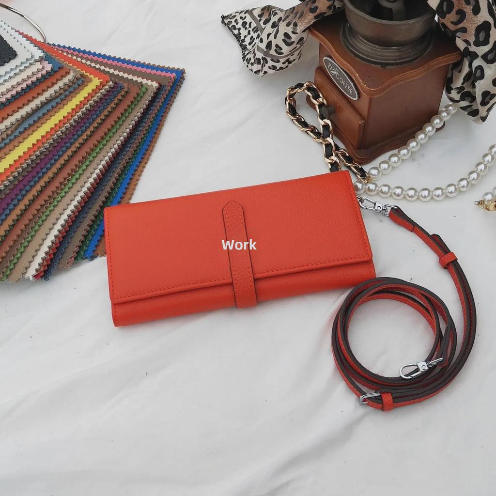 Litchi Grain Cowhide Women's Long Wallet: Large Capacity, Fashionable, Versatile Two-Fold Handbag