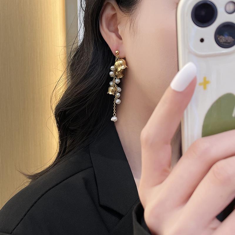 Elegante Französische Retro Maiglöckchen Süßwasserperlen Quastenohrringe mit 925er Silbernadel