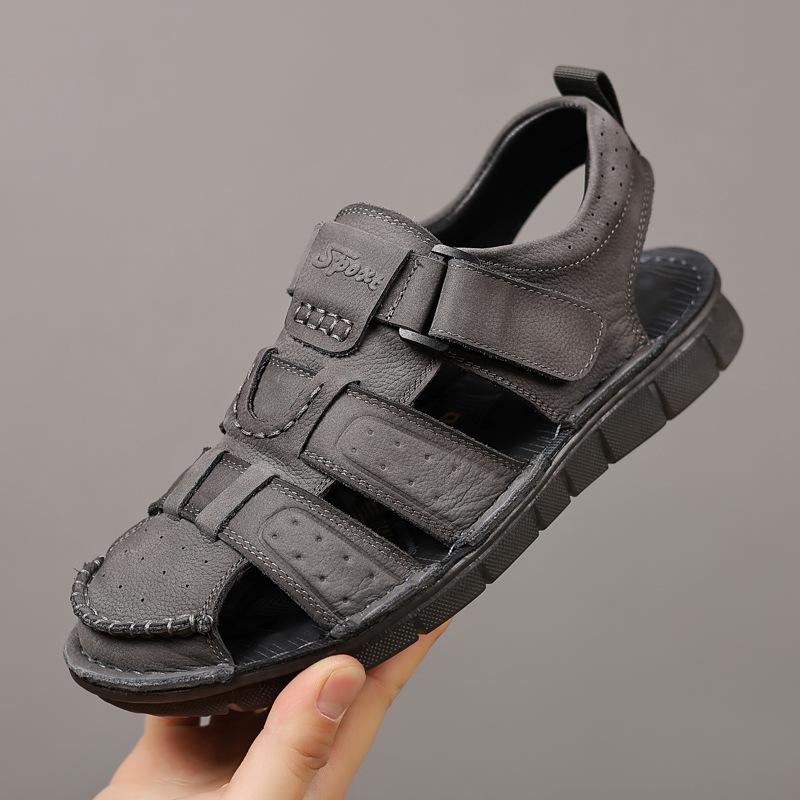 

Summer first layer cowhide men s bag head sandals leather breathable beach shoes men s casual shoes wear men s shoes leather shoes 44