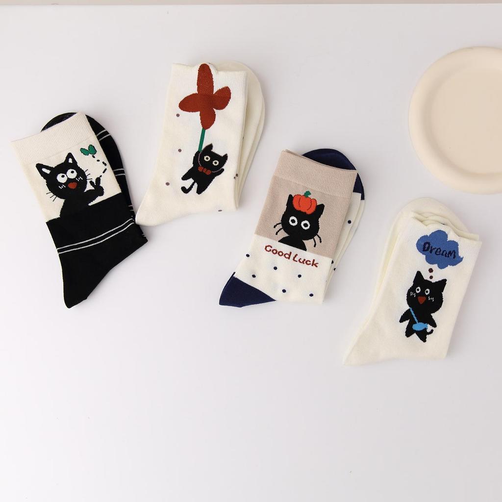 Cute Cartoon Cat Print Mid-tube Socks For Women Spring Autumn Knitted Sweat Absorb Sock Female Ins Korean Harajuku Long Socks