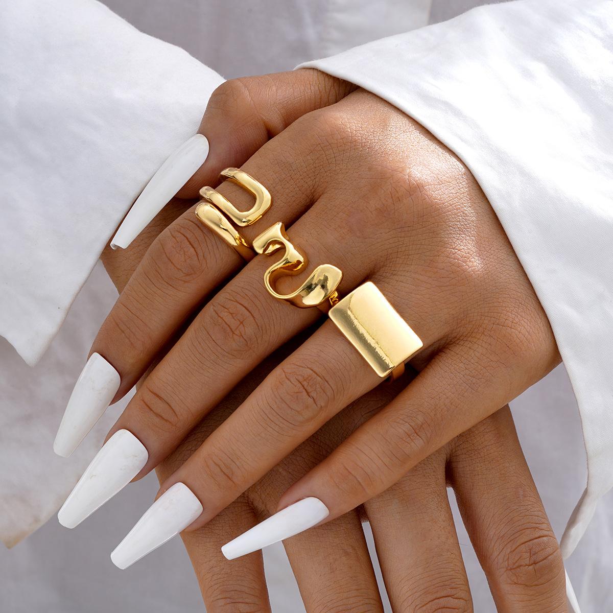 

Vintage Punk Flower Starfish Rings Set for Women Men Metal Elegant Multilayer Luxury Thick Knuckle Ring Daily Wear Jewelry 2026