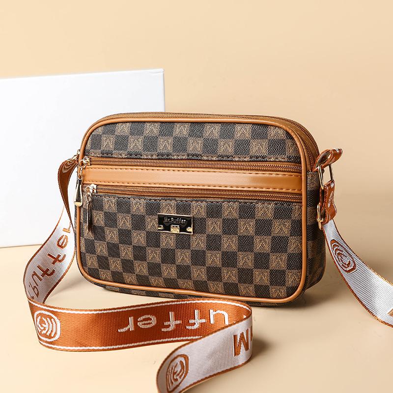Fashionable Women's Bag, Middle-aged Mother's Bag, Single-shoulder Crossbody Bag, Versatile for Ladies with Floral Patterns, Small Square Bag
