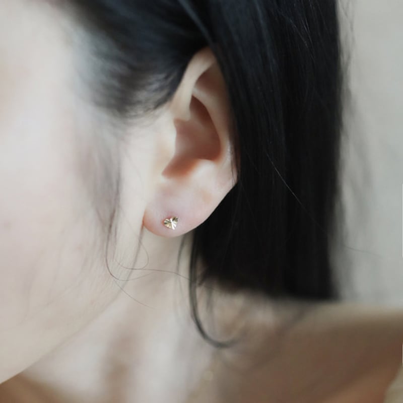 Modernlike 14k Gold Heart Light Earrings