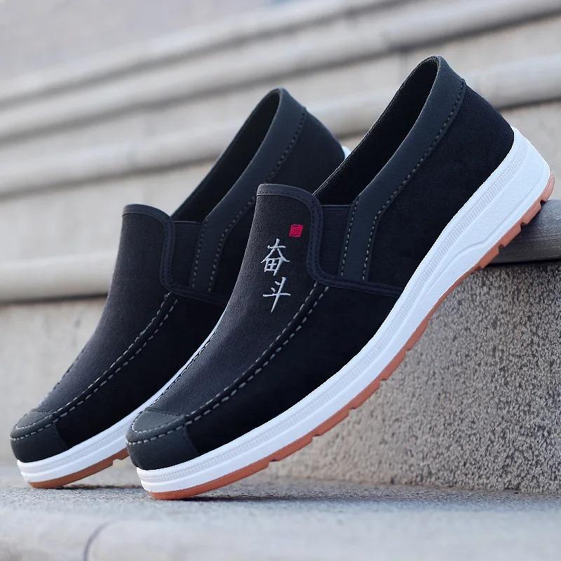 Men Shoes Outdoor Lightweight Breathable Casual Shoes Classic Low Top Canvas Footwear Anti Slip Vulcanized Shoes Slip-On Loafers