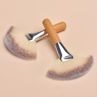 1PC Single Wooden Handle Large Fan Brush Residual Painting Highlight Brush Professional Makeup Tool
