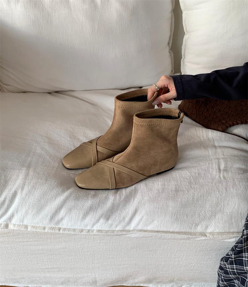 2025 Huge good-looking foreign-style small short boots children's autumn and winter new popular design Korean small bare boots thin boots