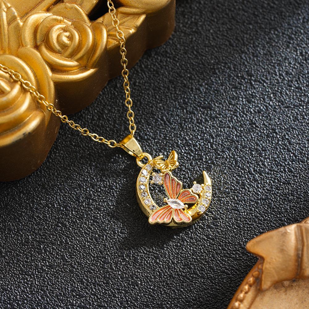Elegant Moon Shadow Butterfly Necklace for Women – Rhinestone Clavicle Chain with Versatile Pendant
