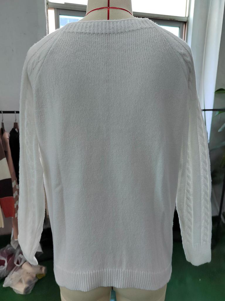 2024 Autumn/Winter Women's Casual Square Neck Button Cable Knit Sweater