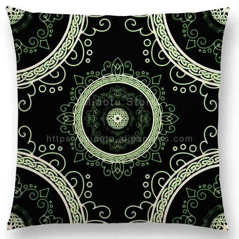 New Dreamy Emerald Spirit Flower Pillow Case Soul Mandala Elegant Flourish Floral Pattern Design Prints Retro Cushion Cover