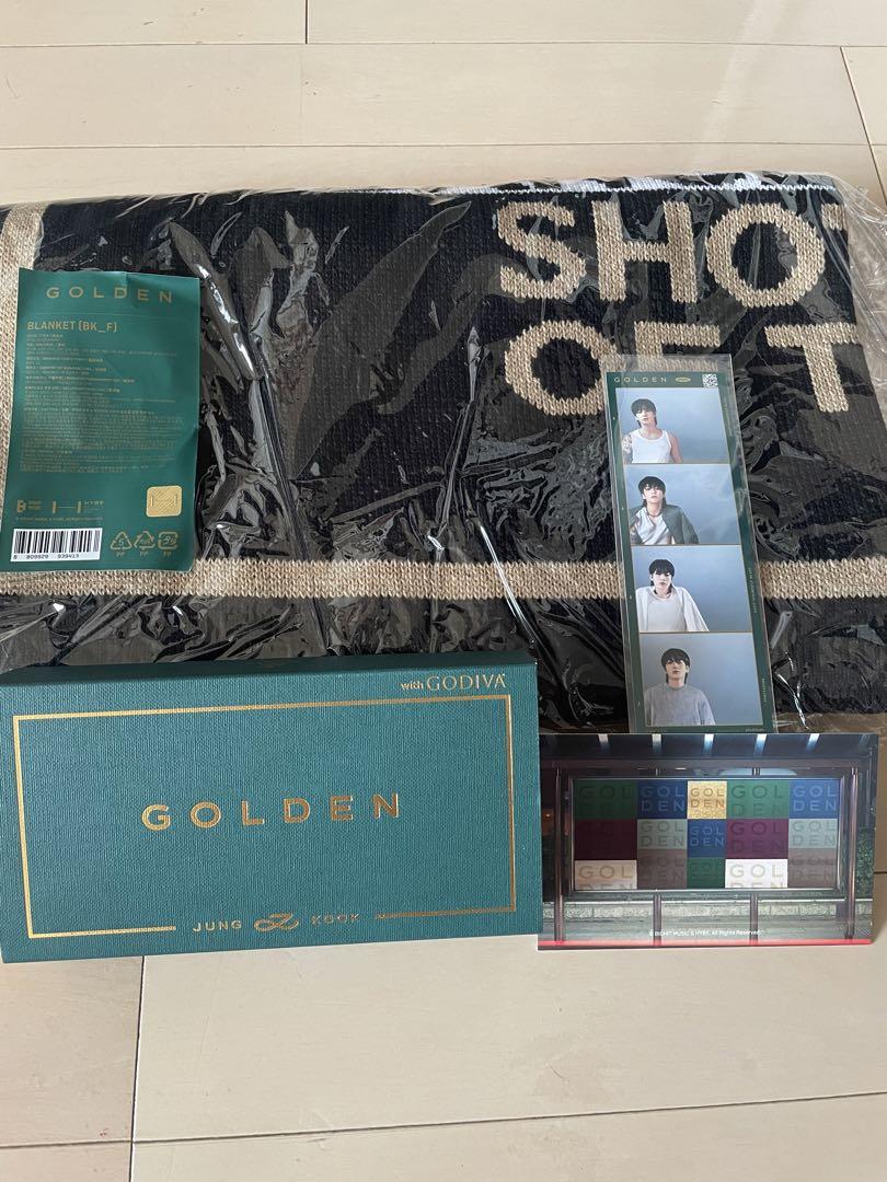 

[Б/У] BTS Jungkook GOLDEN Плед + Пустая коробка GODIVA + Пурикура