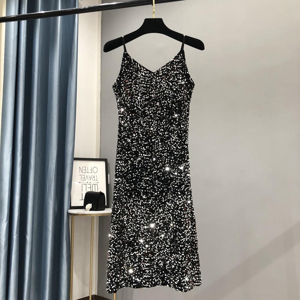2023 Elegant Metallic Shine Spaghetti Strap Women's Party Dress