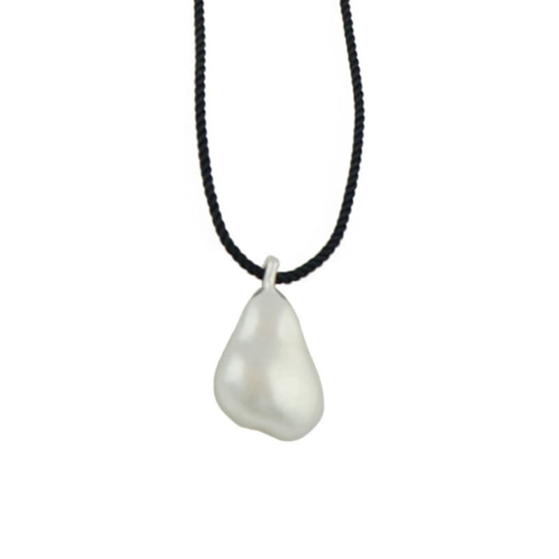 PARTY AFTER DARK Birnenfrucht-Halskette_ Schwarz