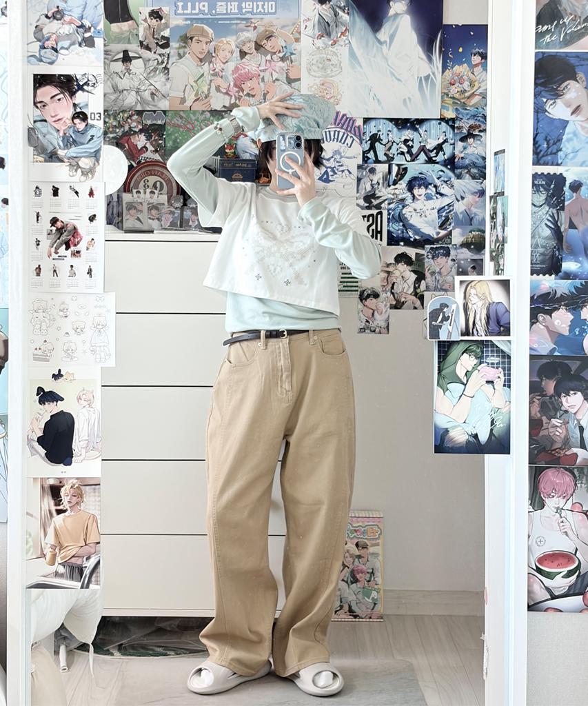 Jikeulib Beige Curved Cut-Line Wide Cotton Pants