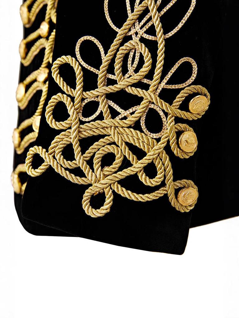 Men's Retro European Velvet Military Jacket with Gold Embroidery