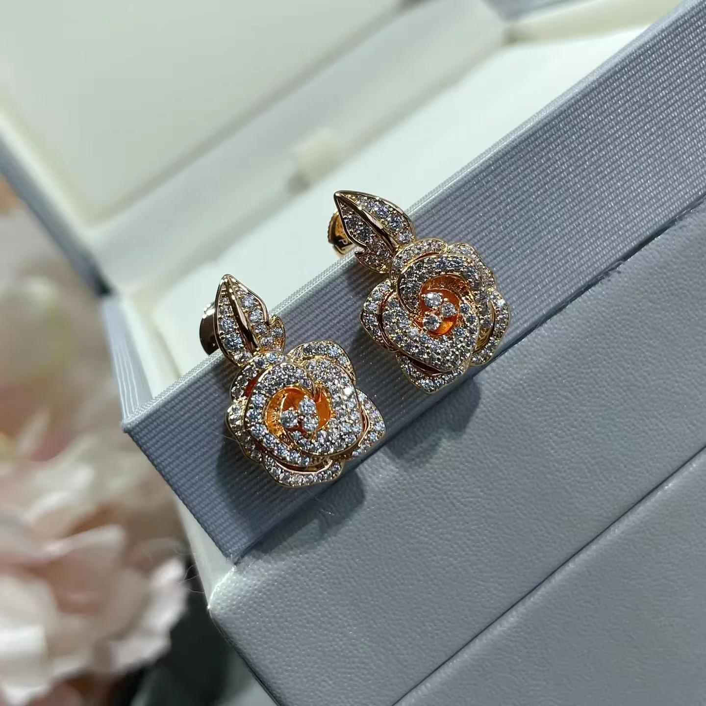 

Musla Designer Hot Sale Trend Earrings Luxury Jewelry for Women Fashion Diamond Eardrop Pure 925 Sterling Silver Rose Ear Stud Яскраво-рожевий