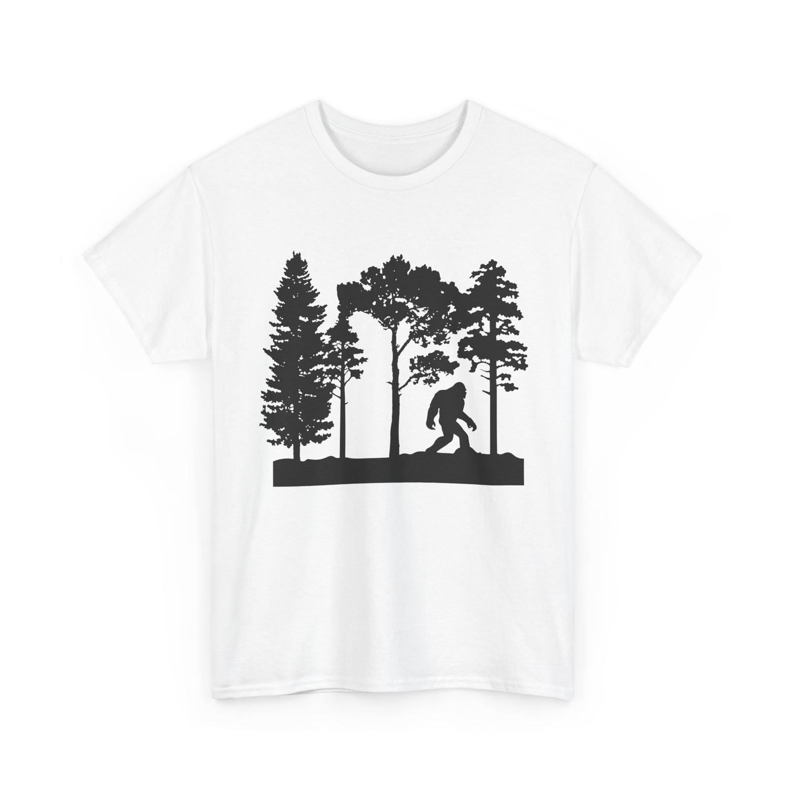 Sasquatch Shirt, Forest Bigfoot Lovers Sasquatch Believers L