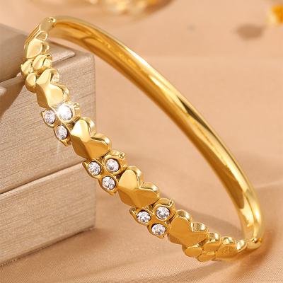 European and American Light Luxury Elegant Buckle Open Bracelet for Loving Women