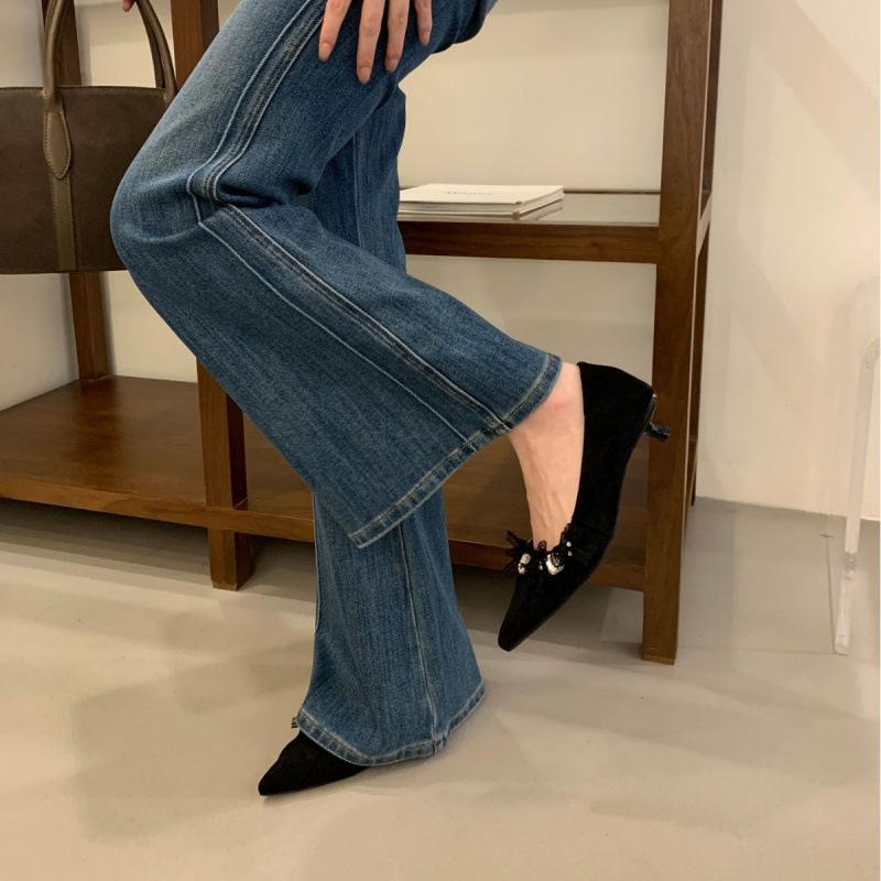 2025 Autumn and Winter New Pointed Beaded Shallow Bow Suede Pleated Work Commuter Women's Thin High Single Shoes