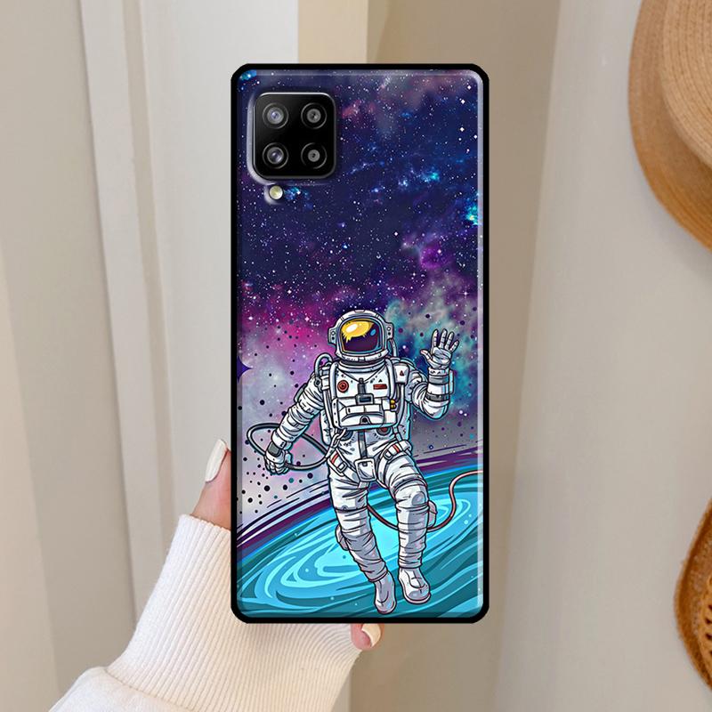 Cartoon Space Astronaut Case For Samsung Galaxy A06 A05 A16 A26 A36 A56 A33 A32 A52 A15 A53 A13 A34 A54 A14 A35 A55