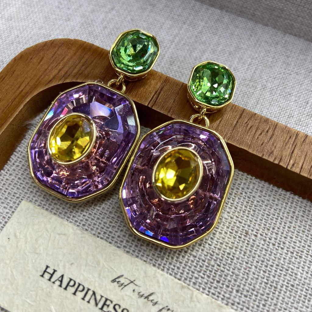 Fashion Crystal Premium Necklace Women'S Light Luxury Bracelet Color Dopamine Earrings Set Accessories
