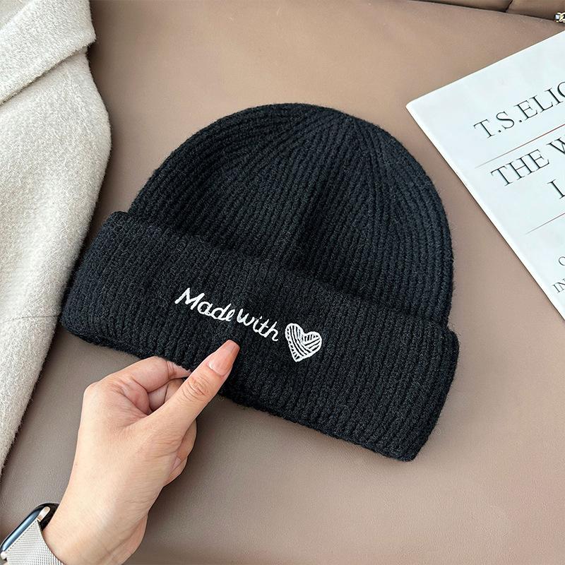 Autumn and winter warm and cold cover, ear protection, simple big head circumference wool hat women