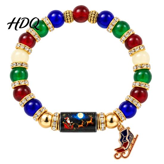 Red And Green Beaded Bracelets Christmas Bracelet with Alloy Tree Charm Santa Deer Stocking Center Bead for Women Elastic Bracelet Festive Jewelry