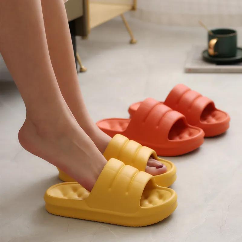Fashion Women Thick Platform Cloud Slippers Indoor Home Non Slip Bathroom Slides Woman Soft Sole Eva Slippers Summer Beach Flip Flops