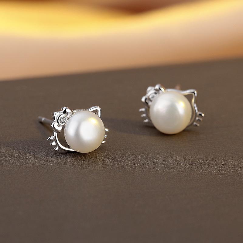 Temperament Light Luxury Design Stud Earrings + Exquisite High-End Earrings Women'S Earrings Customization