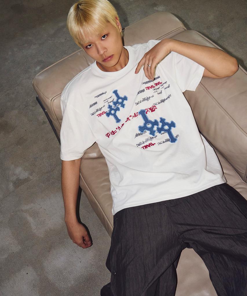 TRAVEL Cross Code Short Sleeve T-Shirt White