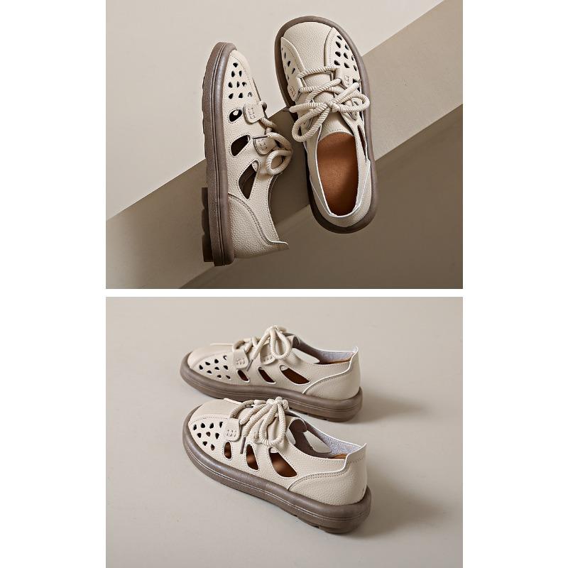 Spring and Summer New Retro Hollow Sandals Female Korean Version of The Big Yards of Casual Students Strap