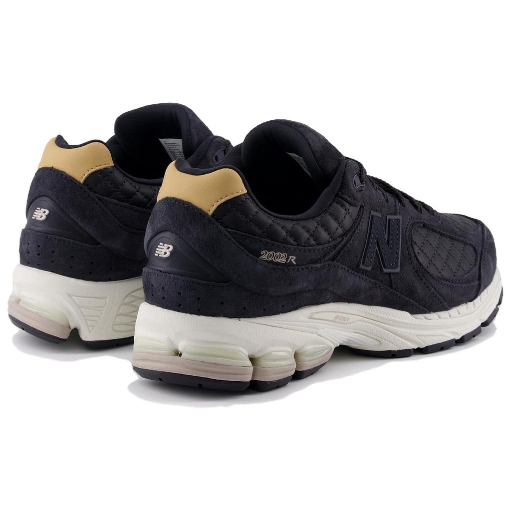 New New Balance 2002R Quilted Black