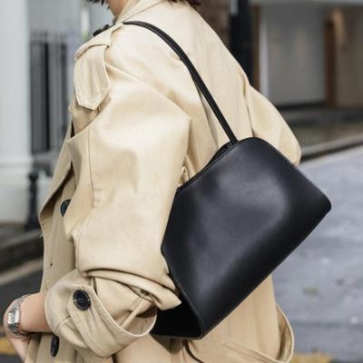 Borsa da donna di fascia alta in vera pelle con elegante design sottospalla Nuovo stile cuciture Borsa a mano in pelle bovina Borsa moda minimalista Borsa tote Borsa a spalla