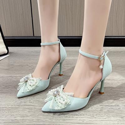 2024 Sommer Eksterne Sandaler Dame Spiss Tå Sløyfe Perle Lav Utskjæring Eventyrstil Komfortable Høyhælte Enkelsko