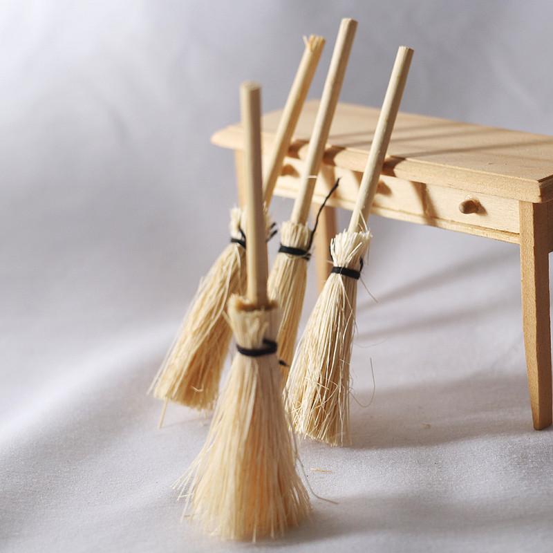 2Pcs 112 Scale Miniature Doll House Besom Wooden Witch Furniture Figurines Ornament Doll Kitchen House Accessories Toys