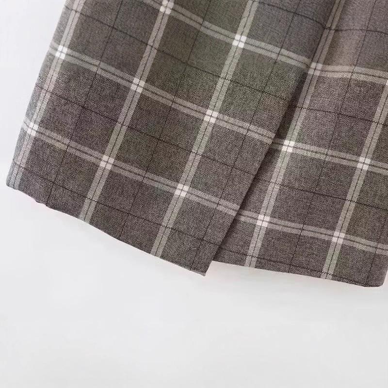 2025 Autumn/Winter Women's Elegant Plaid Button Half Skirt - European & American Style Fashion