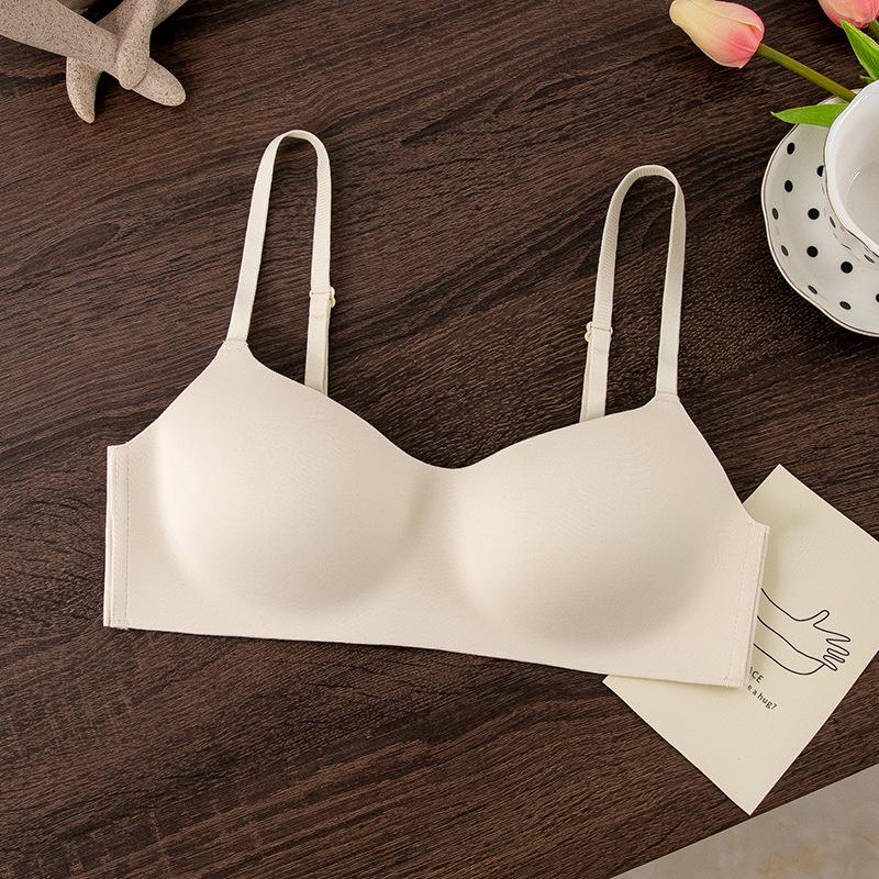 smooth surface, no steel ring, one-piece thin cup, comfortable gathering, upper support, anti-sagging bra cover, foreign trade