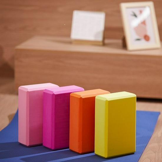 

Solid Color EVA Yoga Brick for Dance & Leg Pressing, Soft Opening, One-Legged Split, 120g Rose Red