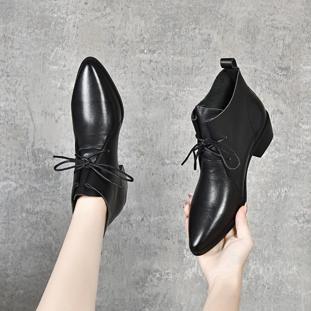 

Короткие сапоги Кожаные сапоги Ботильоны 40 чёрный