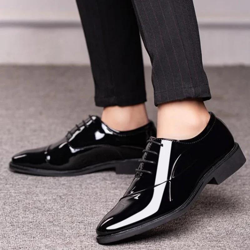Patent Leather Shoes for Men Oxfords Lace Up Male Wedding Party Office Work Shoes Elegant Designer Brand Dress Shoes for Man