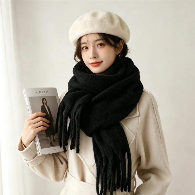 High-end scarf women's winter atmosphere versatile thickened Maillard new Korean version mohair fringed scarf tide