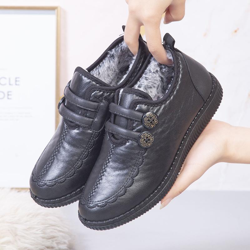 

Old Beijing cloth shoes women s cotton shoes soft-soled waterproof winter mother shoes piled and thickened middle-aged and elderly warm casual cotton 41 чорний