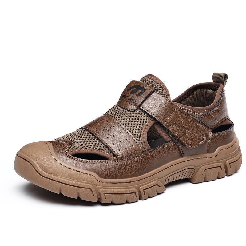 

Мужские сандалии из коровьей кожи, новая повседневная дышащая обувь с отверстиями, мужские трендовые нескользящие туфли с закрытым носком, уличная пляжная обувь 44