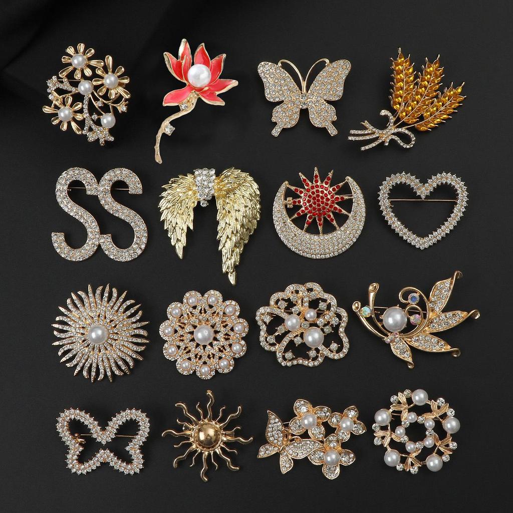 Elegant Versatile Light Luxury Corsage Brooch with Niche Design - Anti-Exposure Pin