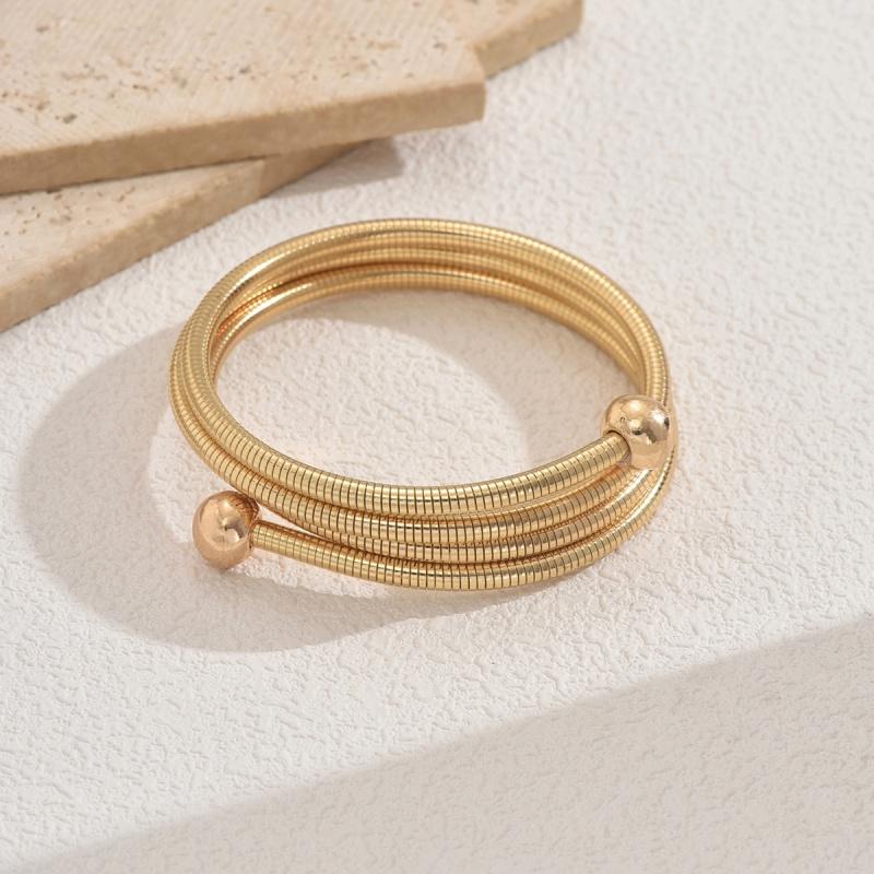 Stainless Steel Gold-Plated Fashion Three-Layer Spiral Round Bracelet for Women Men High-Quality Rock Party Jewelry Accessories