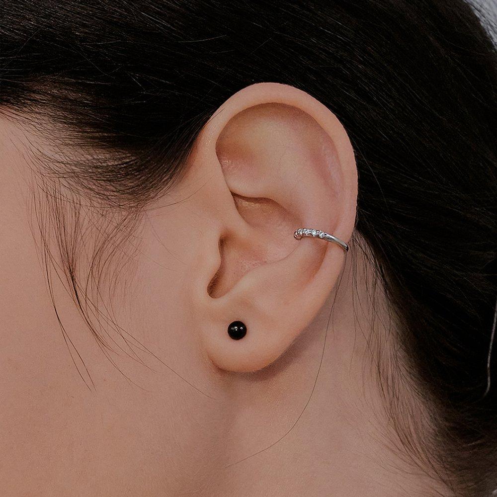 [Hei][Worn by Suzy, Han So-hee, Park Se-wan, Shin Hyun-ji, Lee Hyun-yi, and Taeyeon] Onyx Ball Earring