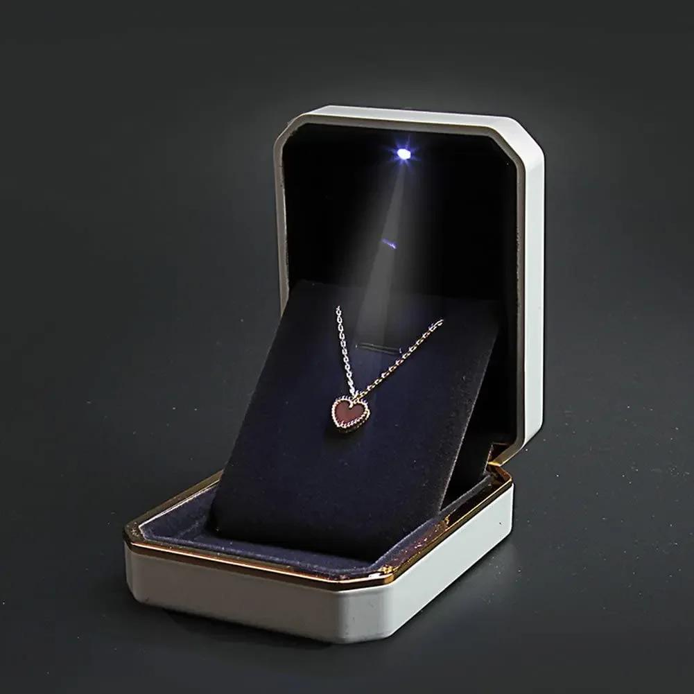 New 1PCS Ring Box Wedding Velvet Ring Case Organizer Jewelry Gift Box With Led Light For Proposal Engagement Ring Boxes