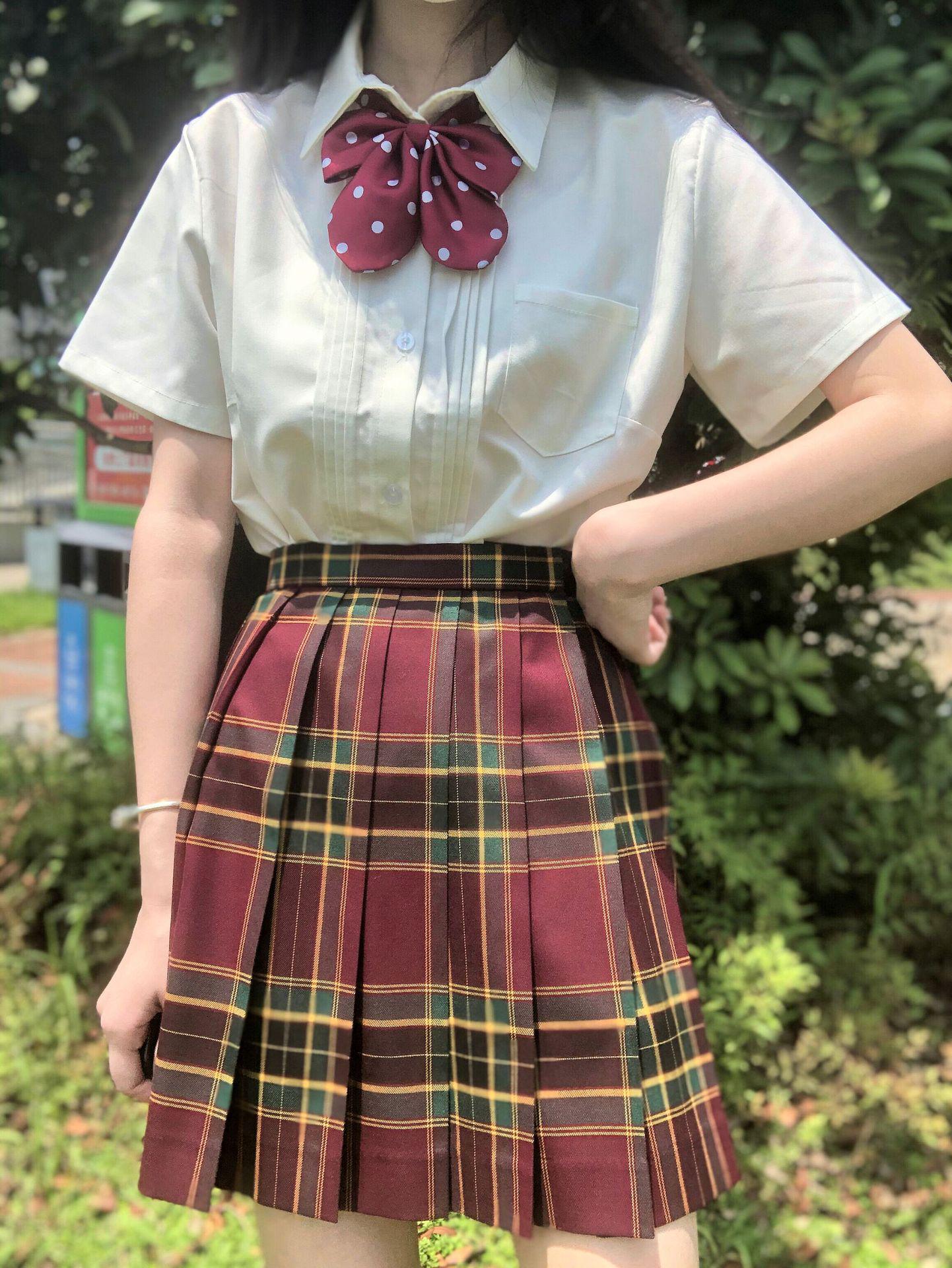 Versatile Academy Style Pleated Shirt - Milk White, Long/Short Sleeve M