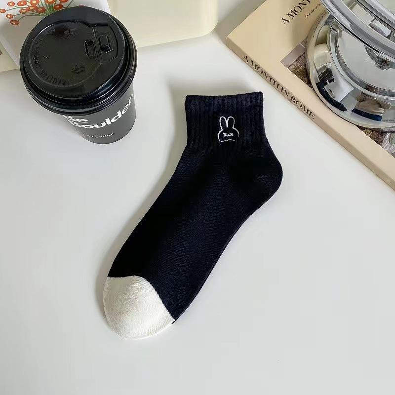 Women's Short Socks for Spring and Summer, Thin Size 5, Versatile, Simple and Stylish, Comfortable and Trendy Student Socks for Women