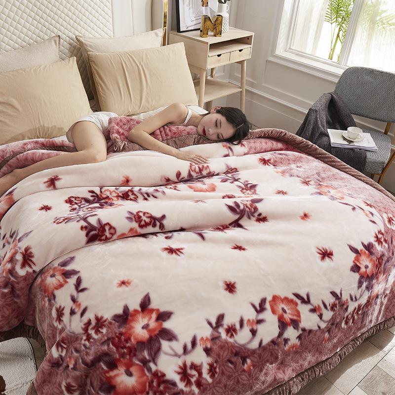 Raschel Plush Thickened Autumn/Winter Blanket - Warm Coral Fleece Quilt for Dorms & Beds